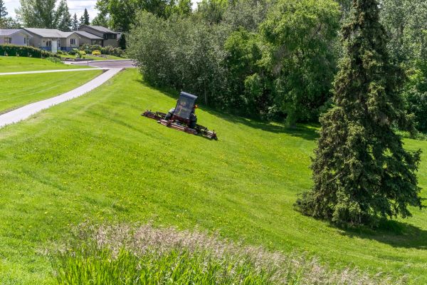 Cost of Hill Mowing in Fort Smith